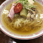 らあめん サンド - ナスが旨い！トマトは皮が付いてません！手間がかかってる！