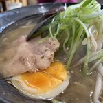 満足ヌードル ラーメンハウス - ちょいアップ
