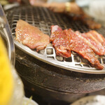 大衆炭火焼肉ジンギスカン ホルモン酒場 風土. - 焼くべし焼くべし‼︎