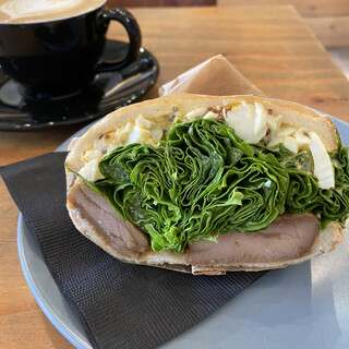 アーロン コーヒー&ビアスタンド_0