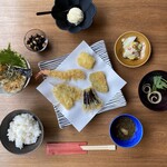 [Most popular] Ten-don (tempura rice bowl) lunch