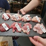 とり焼き専門店 笑い鶏 - 