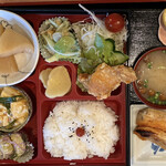 琥珀 - 日替わり弁当 880円