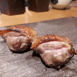 焼き鳥 峠 - ⚫そり　ジュワーと肉のうま味が強い