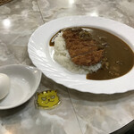 T&A - カツカレー700円（税別）　※サービス価格、茹で玉子も無料で、付いて来ます