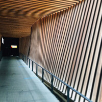 荒井屋 万國橋店 - 【お店の入り口】
                    ワクワクする入り口です。
                    期待感が高まります。