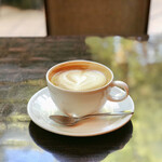 ザ・テラス - カフェラテで締め