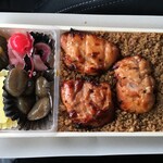 Yuugen gaishatsuku modori hompo - 特製九十九鶏弁当<大盛>