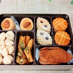 レタンプリュス - 前回購入のプティフールセック ￥2700(税込)
      本家のよりリーズナブルなのでついついこちらで買ってしまいます