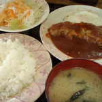 かまど屋食事処 - 