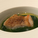 朗 長谷川稔Lab - 魚のメインはキンキ もずくとキンキ出汁