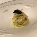 朗 長谷川稔Lab - スペシャリテ 滋賀県産ハマグリのパスタキャビア乗せ