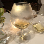 朗 長谷川稔Lab - すき焼きに合わせた50度に温めた烏龍茶ペアリング