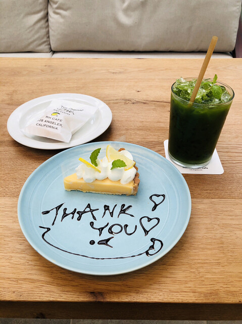 オシャレなロンハーマンカフェ By チロル Co ロンハーマンカフェ 神戸店 Ron Herman Cafe Los Angeles Ca Ron Herman Cafe 旧居留地 大丸前 カフェ 食べログ