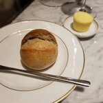 SUGALABO - パンとボルディエバター