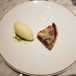 SUGALABO - さくらんぼのクラフティ