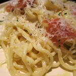 bistro Un - とろとろ白菜とくんちゃまベーコンの「チーズ＆クリーム」 アップ