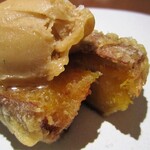 bistro Un - 熟成とみつ金時の芋天 -トリュフメープルバターで-　アップ