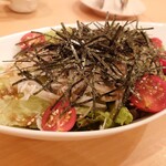 肉 もつ 土穂 - 新玉ねぎとしらすのサラダ