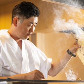 In pursuit of authenticity, head to “Sumiyaki Tori Sato” using Otaru local chicken and Hokkaido chicken.
