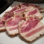 炭火焼肉・韓国料理 KollaBo - 燻製サムギョプサル　