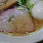 中華そば さわ - スープは黄金