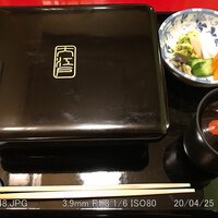 うなぎ割烹 大江戸 - お重がぴかぴかです