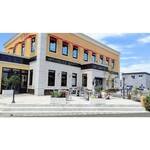 レタンプリュス - お店の存在感がすごい