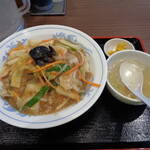 福しん - 中華丼スープ付き