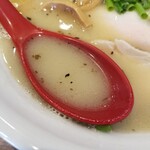 Menya Irotoya - 魚介白湯塩のスープ