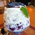 つばめ氷菓店 - ブルーベリーミルクレアチーズ