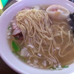 ラーメン 木曜日 - 麺のアップです（2012年5月）。