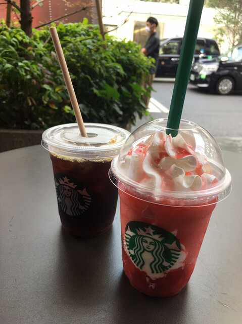 スターバックス コーヒー 青山骨董通り店 Starbucks Coffee 表参道 カフェ 食べログ スターバックス コーヒー 青山骨董通り店 Starbucks Coffee 表参道 カフェ 食べログ