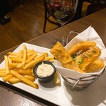 TGIフライデーズ - 