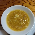 中華の店 楊々 - ふかひれと上海カニのスープ