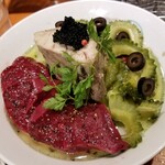 麺屋 六感堂 - 冷製ゴーヤヌードル＋もうかさめのハツ トッピング＋ゴーヤ煮浸し増し