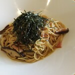 ボーノ - サービスランチ  生シイタケとベーコンの和風醤油パスタ