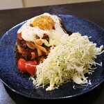 ルッカ - 韓国風月見 チーズハンバーグ