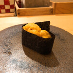 木挽町 とも樹 - 積丹余市の白ウニ軍艦