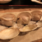 魚のてっぺん - 料理写真:焼きはまぐり