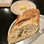TABLE MOTOH - パン＆自家製燻製バター