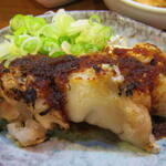 酒蔵 力 - 焼豚足ハーフ