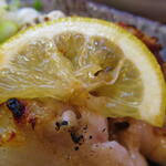 酒蔵 力 - レモンを絞って