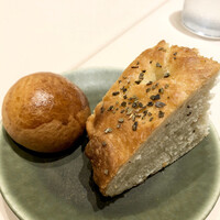 Ristorante Ecru - ブリオッシュとフォカッチャ