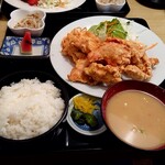 神戸屋 - 鶏のから揚げ定食　ごはん大盛