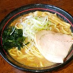 らーめん　円満 - 味噌ラーメン(大盛+麺硬)