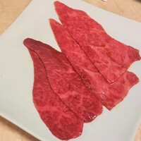 焼肉 銀座コバウ 特別室 - トモサンカク、クリ