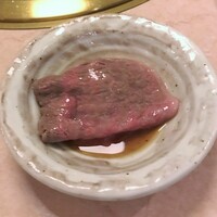 焼肉 銀座コバウ 特別室 - サーロインはさっぱりタレで