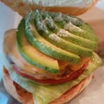 ジョージズ・バーガー - アボガドチーズバーガー