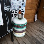 ジョージズ・バーガー - 外観